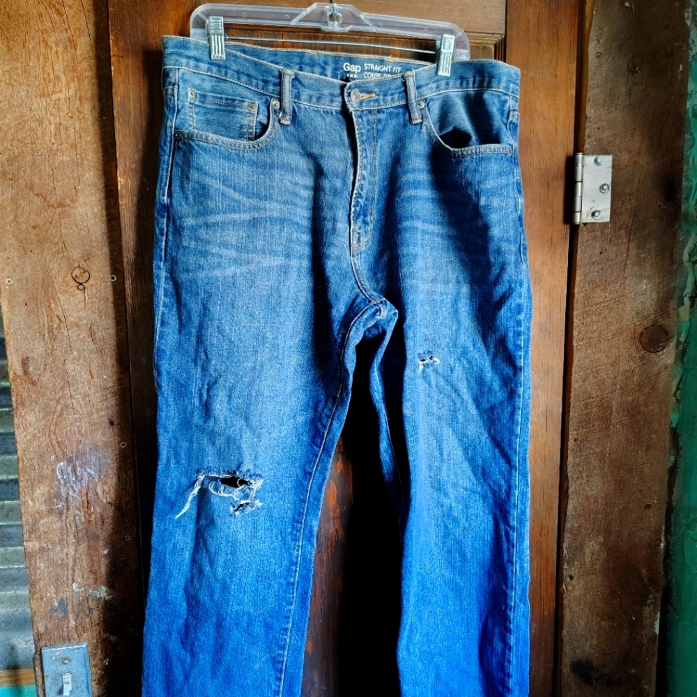GAP Blue Straight Jeans with Natural Fading 36/30
